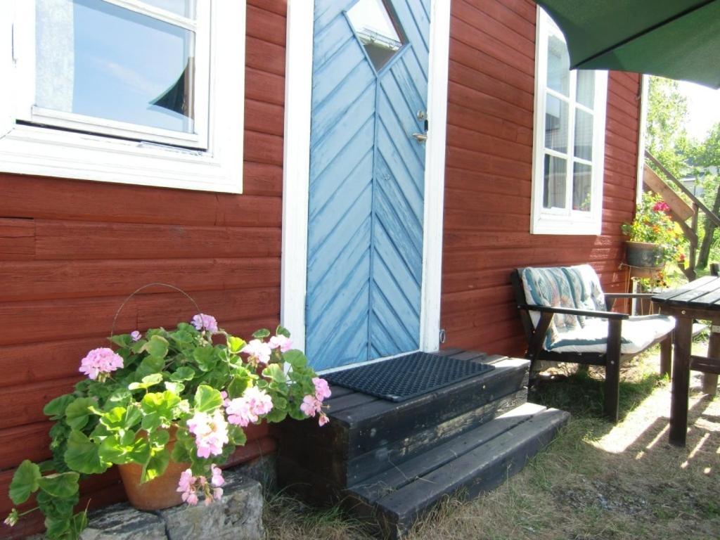Vandrarhemmet Tallbacka/Aengelsberg Hostel Angelsberg Exterior photo